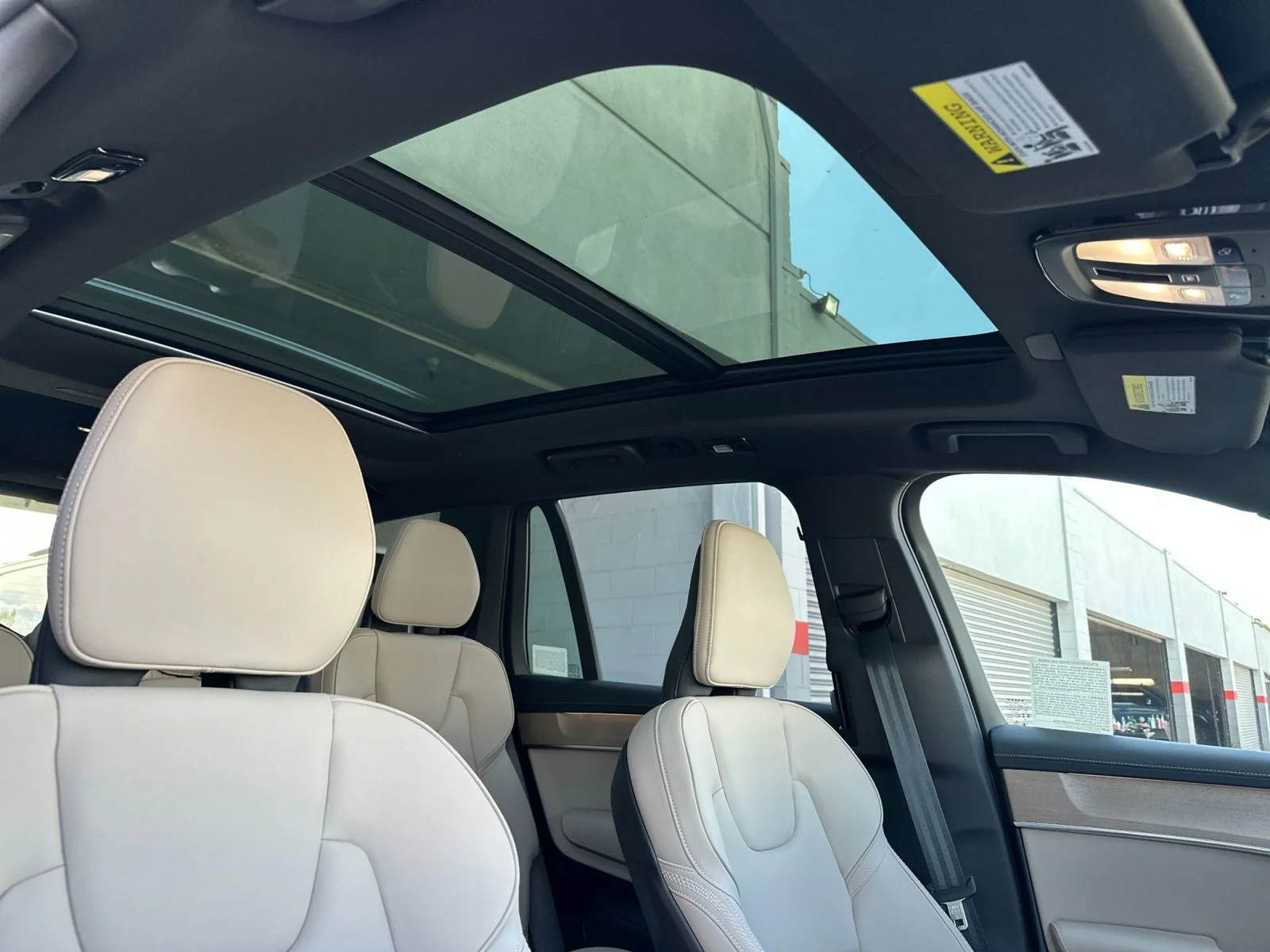 2026 Volvo XC90 Plus - Photo 19