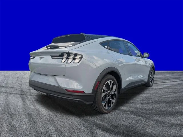 New 2026 Glacier Gray Metallic Tri-coat Ford Select image 3