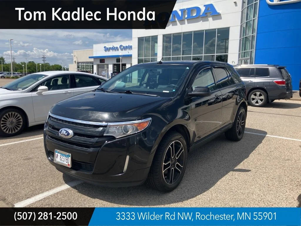 Used 2013 Black Ford SEL image 1