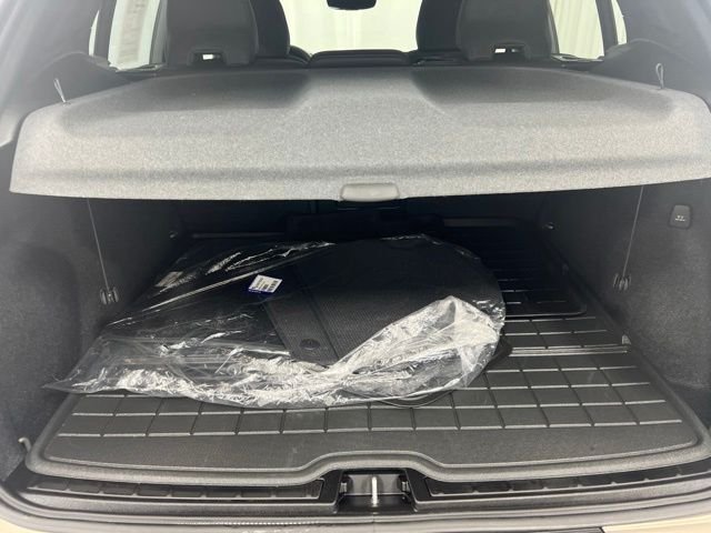 Used 2023 Gray Volvo Ultimate image 9
