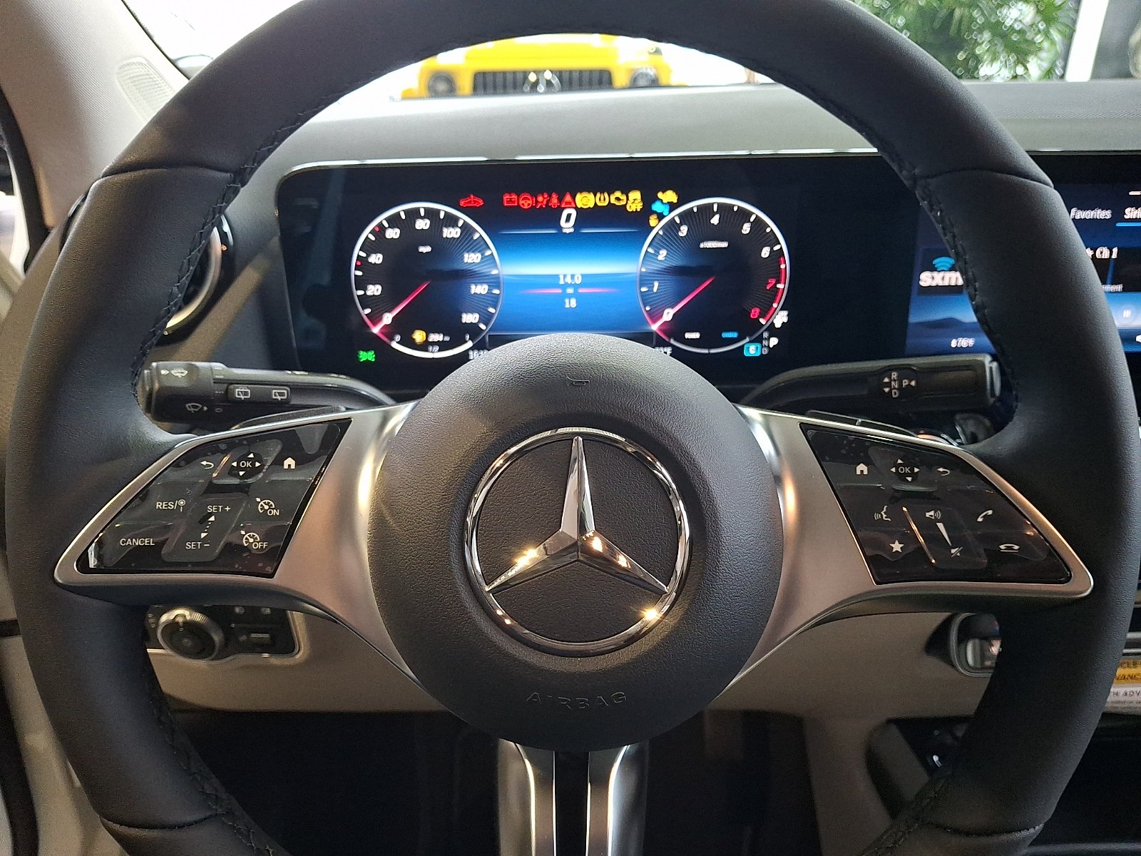 New 2026 Polar White Mercedes-Benz GLA 250 image 12