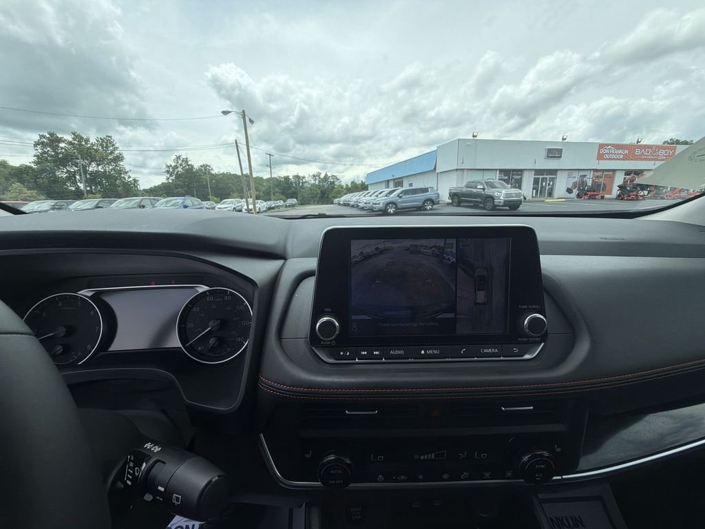 Used 2025 Black Nissan Rock Creek image 17