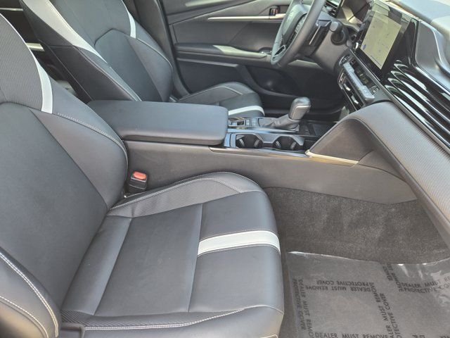 Used 2025 White Toyota SE image 13