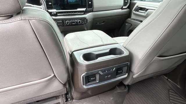 Used 2025 Summit White Chevrolet LTZ image 21