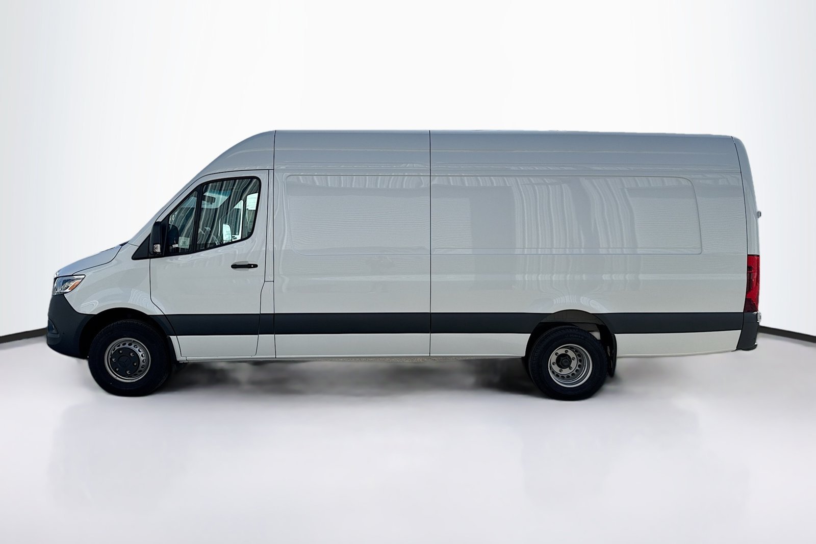 New 2026 Arctic White Mercedes-Benz  image 8