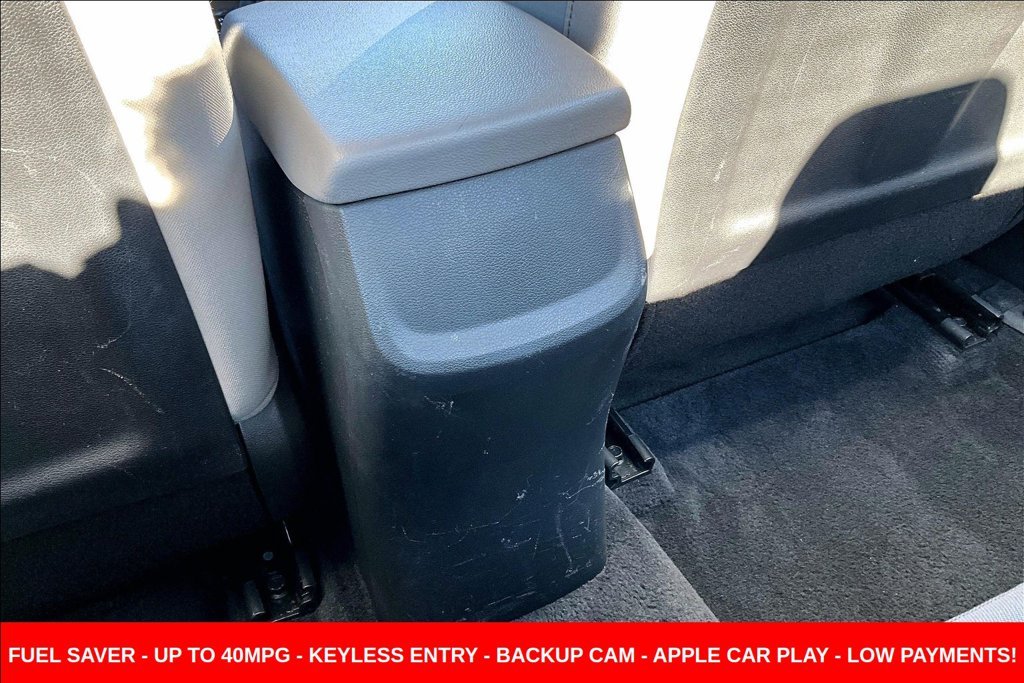 Used 2020 Silver Hyundai SEL image 10
