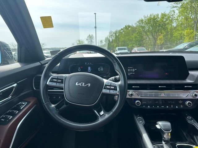 Used 2024 Black Kia EX image 20