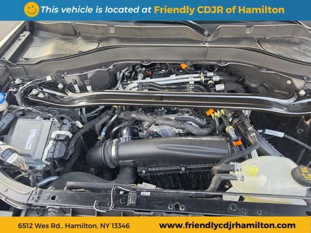 Used 2025 Gray Ford ST-Line image 24