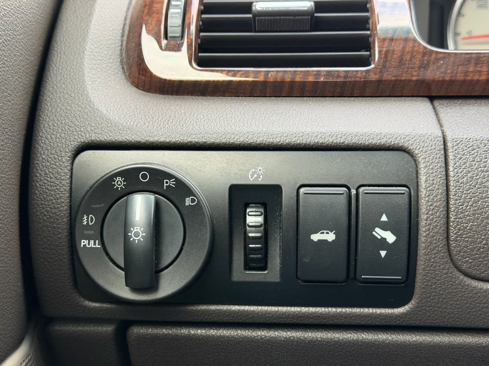 Used 2008 Blue Ford Limited image 17