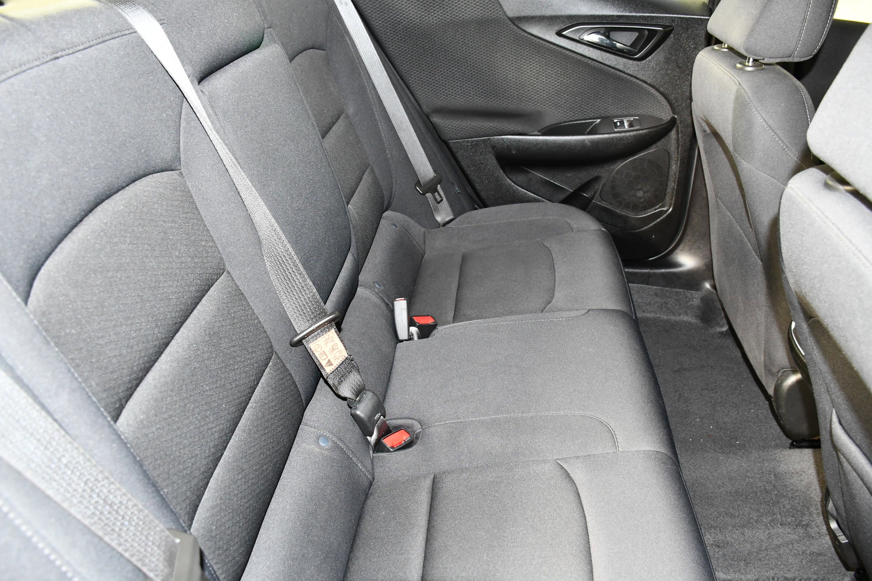 Used 2024 Summit White Chevrolet LT image 46