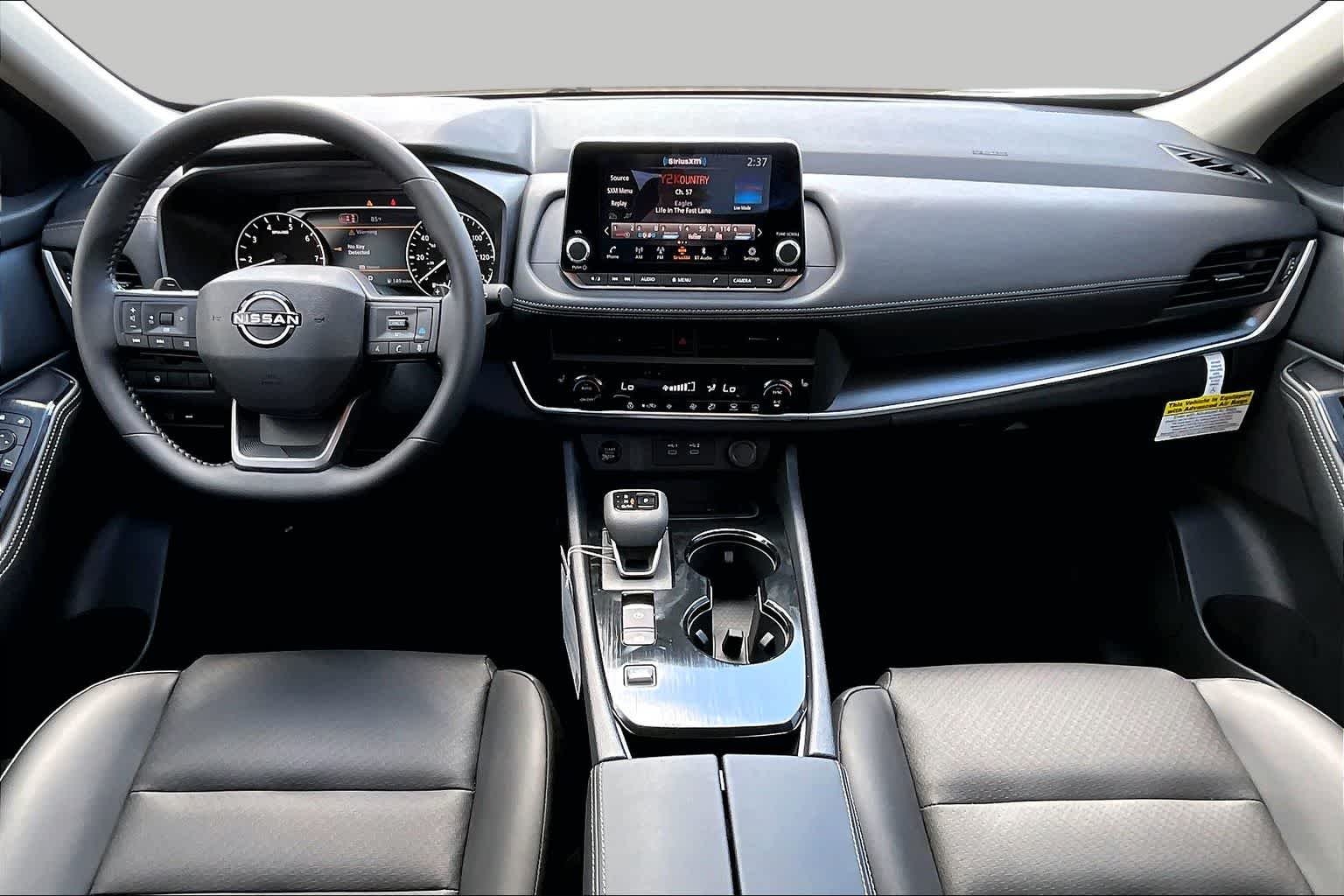 New 2026 Everest White Pearl TriCoat Nissan Dark Armor image 5