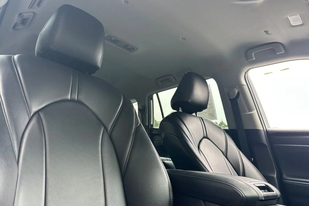 Used 2022 Beige Toyota L image 18