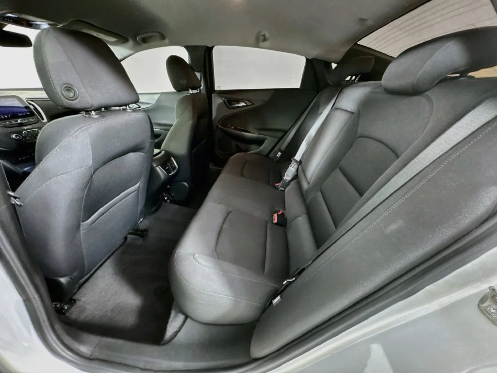 Used 2022 Silver Chevrolet LT image 28