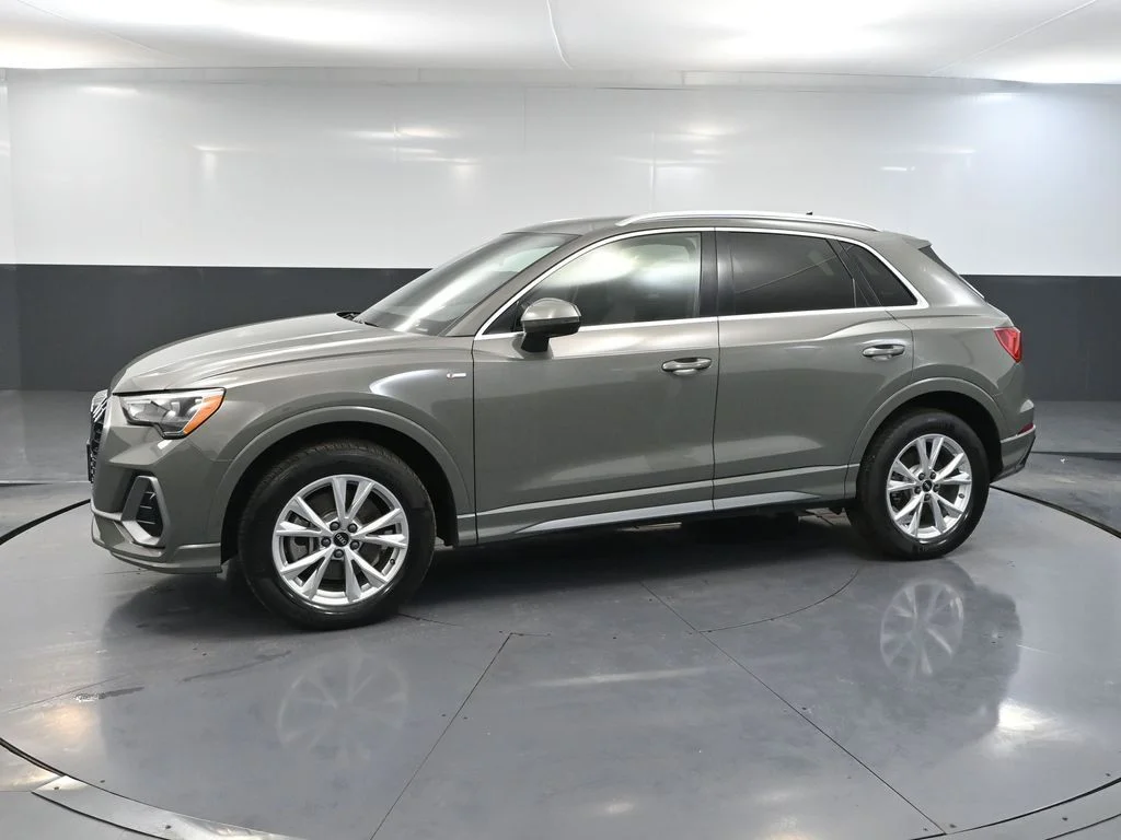 Used 2022 Gray Audi Premium image 10
