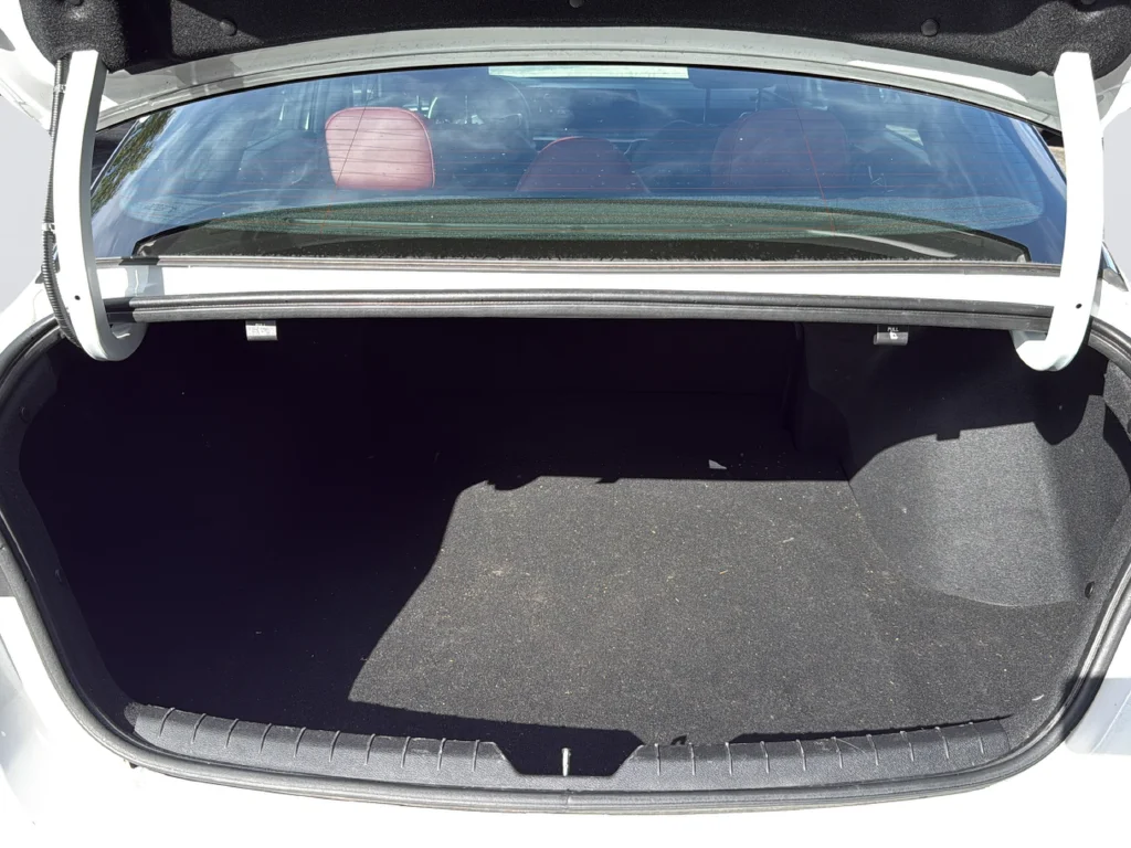 Certified Used 2022 White Kia GT-Line image 19