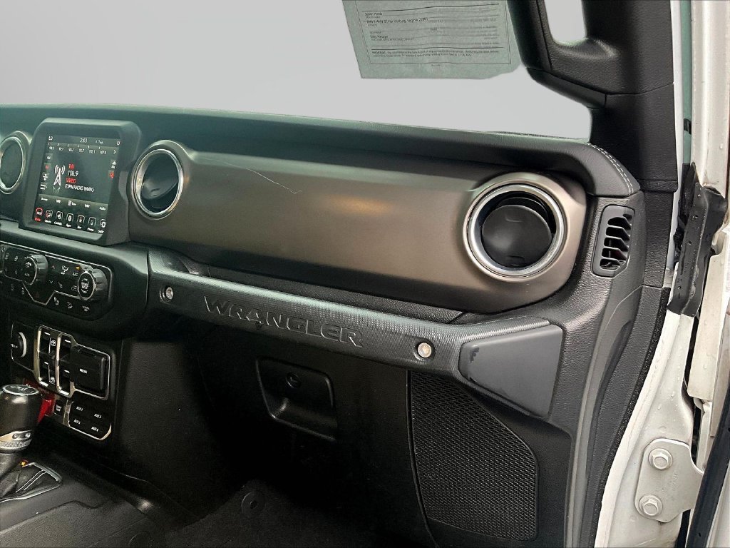 Used 2019 White Jeep Unlimited Rubicon image 27