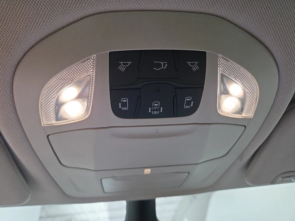 Used 2023 Silver Chrysler Touring L image 41