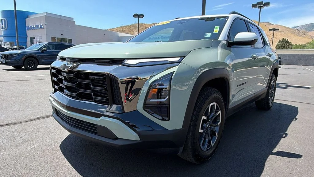 Used 2025 Green Chevrolet ACTIV image 7