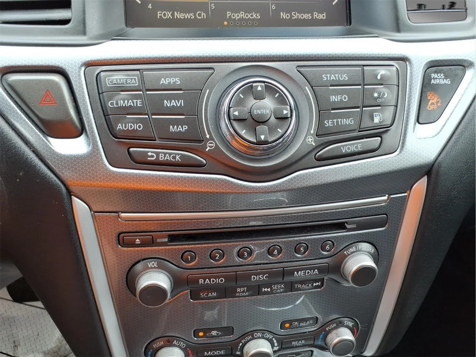 Used 2020 Magnetic Black Pearl Nissan SL image 23