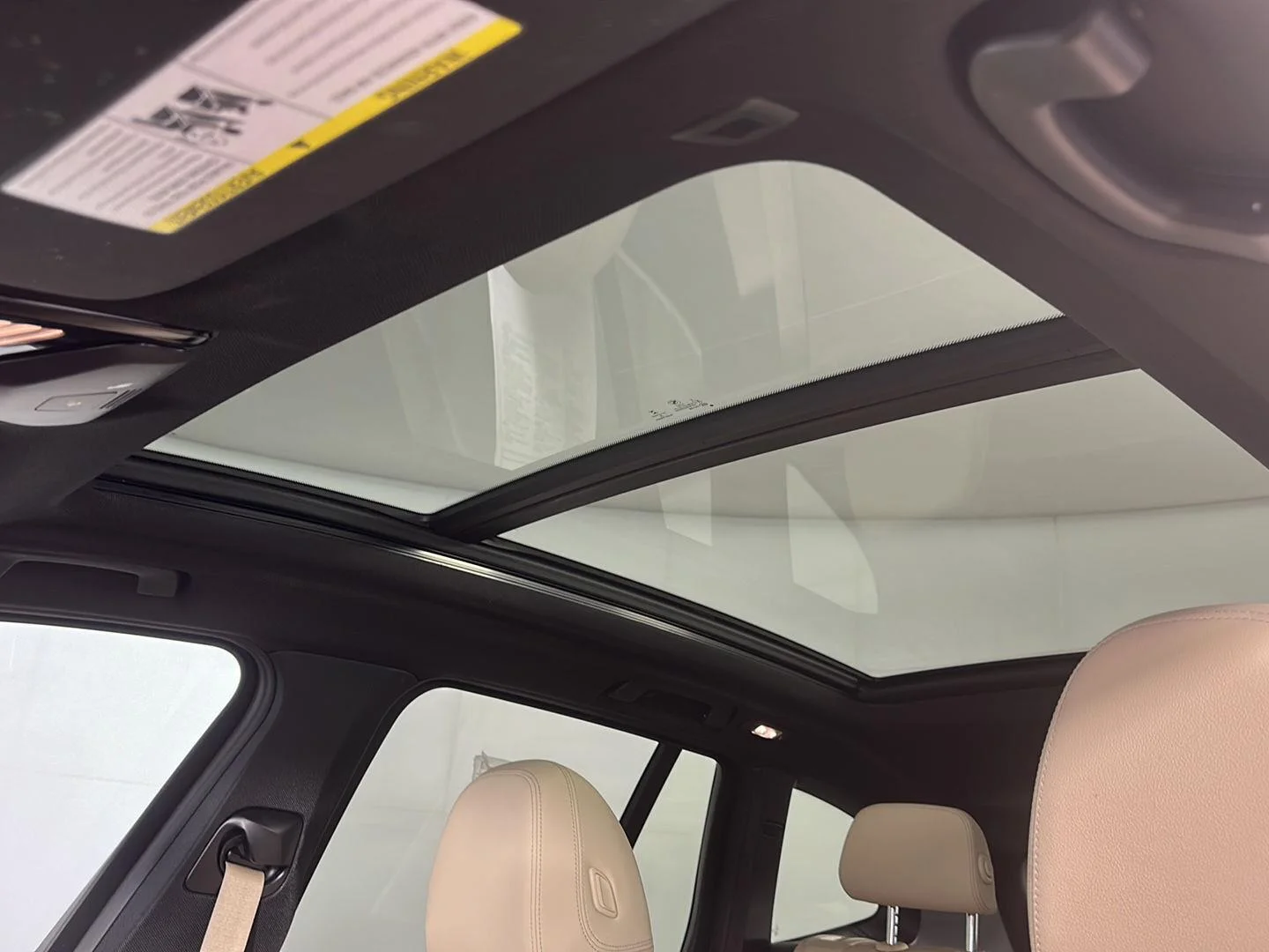 Used 2020 Alpine White BMW xDrive30i image 19