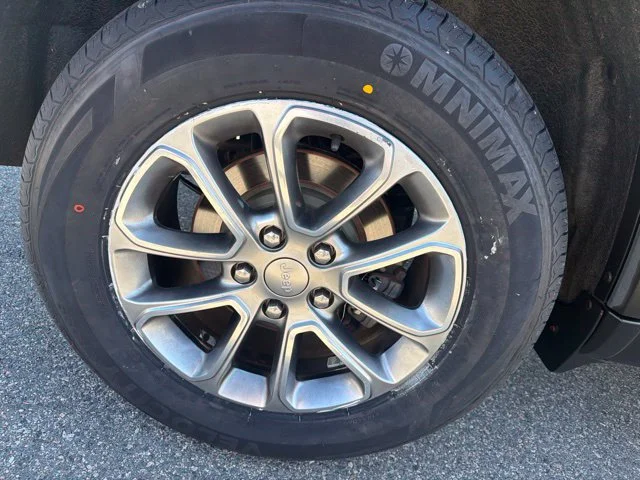 Used 2016 Black Jeep Limited image 21