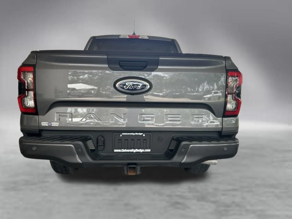 Used 2025 Gray Ford XLT image 30