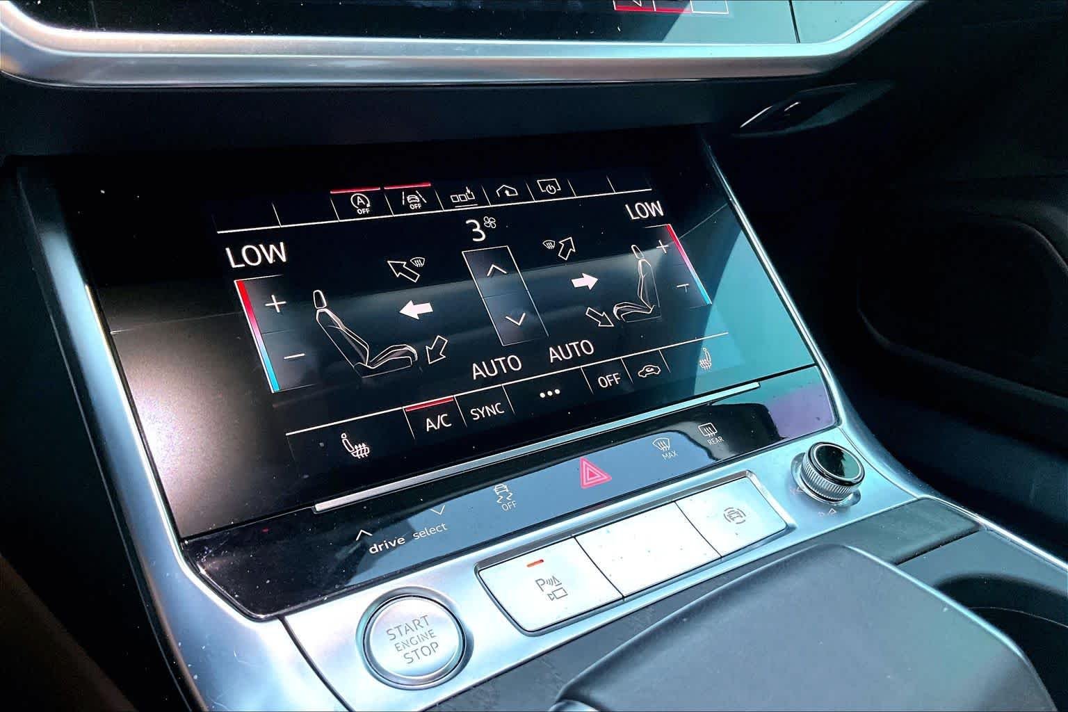 Used 2019 Mythos Black Metallic Audi Premium image 27