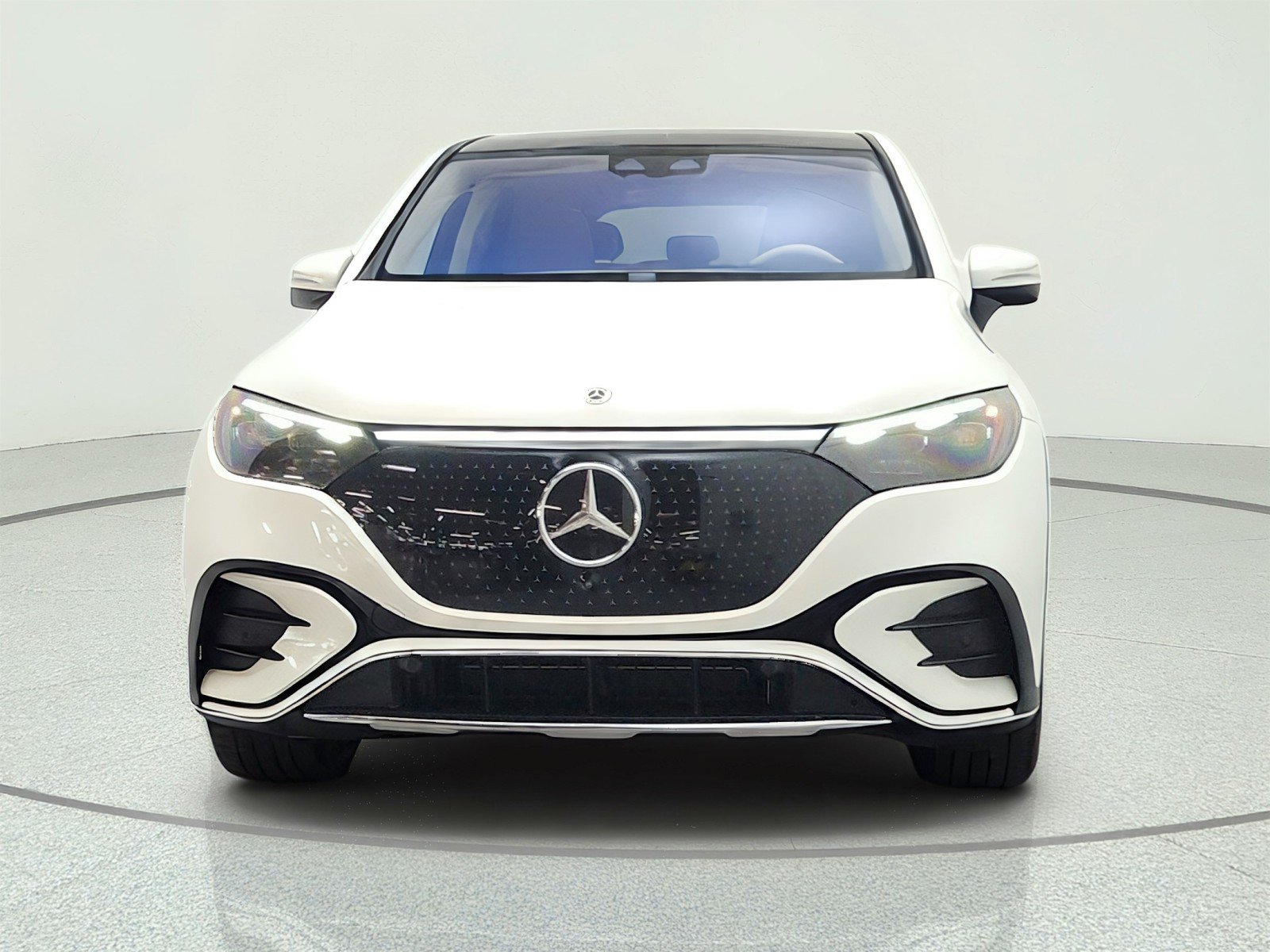 Used 2023 Polar White Mercedes-Benz EQE 500 4MATIC® SUV image 2