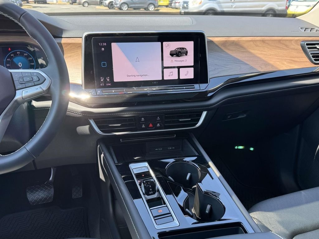 2026 Volkswagen Atlas SE w/Tech - Photo 18