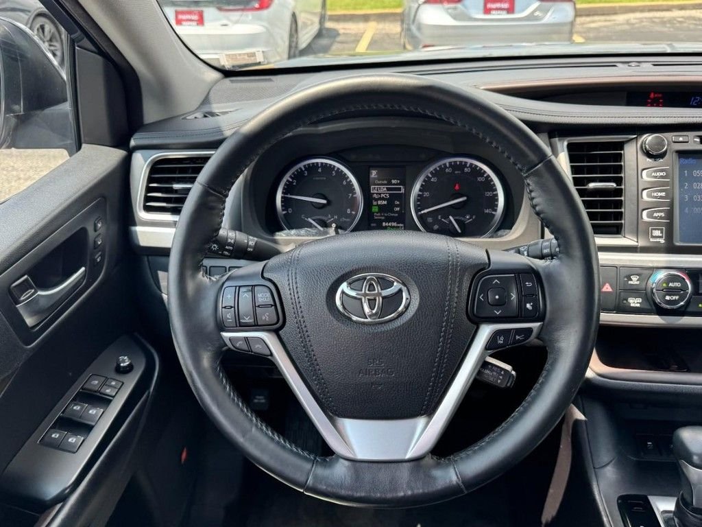 Used 2018 Blue Toyota Limited Platinum image 18