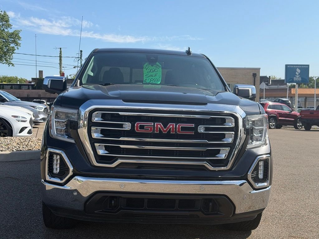 Used 2020 Black GMC SLT image 8