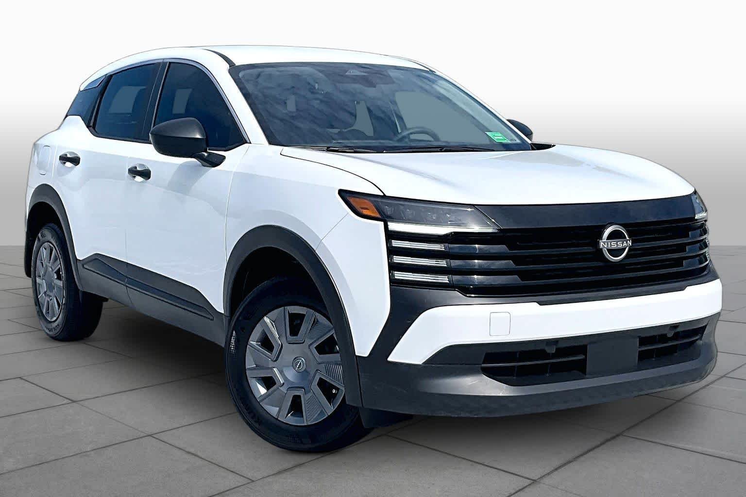 Used 2025 Fresh Powder Nissan S image 3
