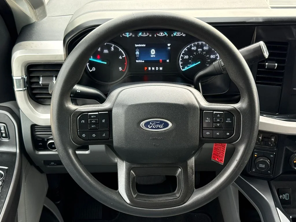 Used 2025 White Ford XLT image 13
