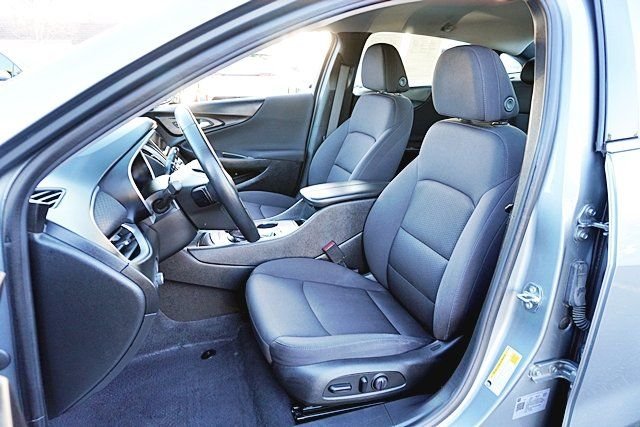 Used 2023 Gray Chevrolet LT image 13