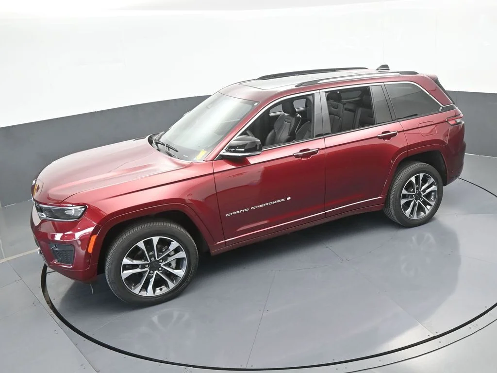 2023 Jeep Grand Cherokee Overland - Photo 52