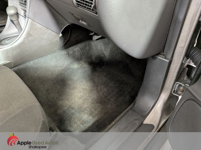 Used 2002  Ford V6 image 29
