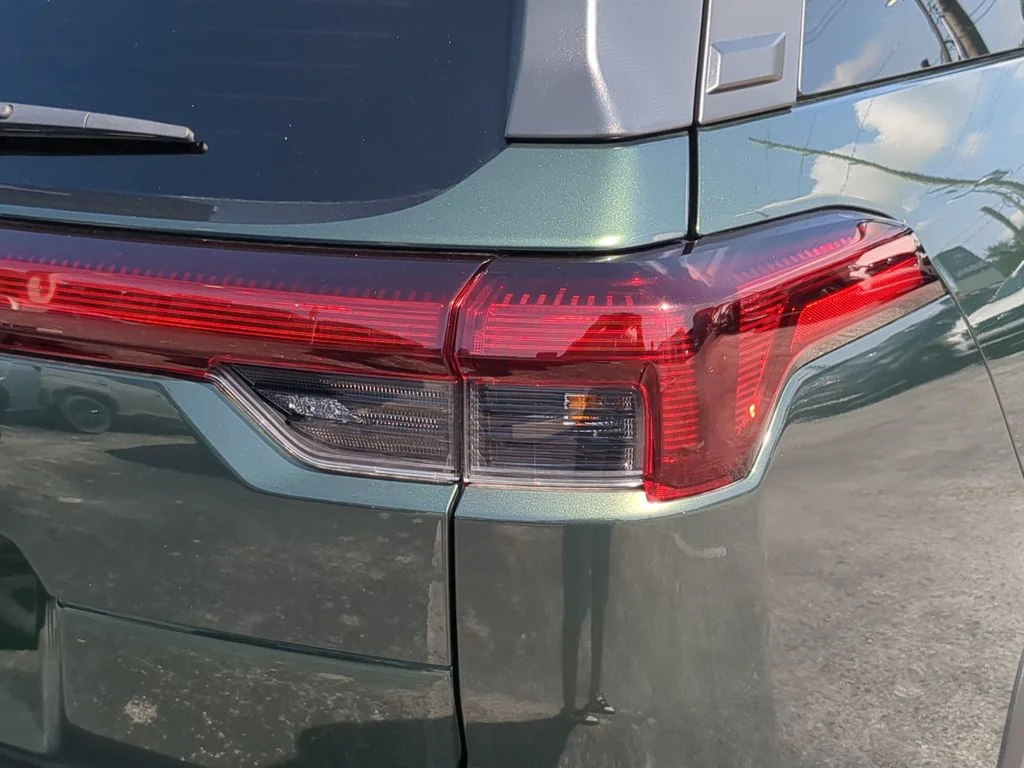2026 Subaru Outback Limited - Photo 8