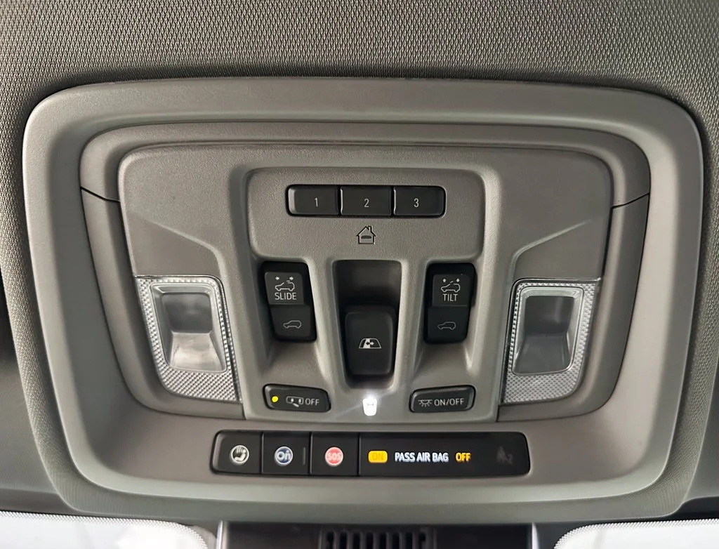Used 2026 White Chevrolet LTZ image 37