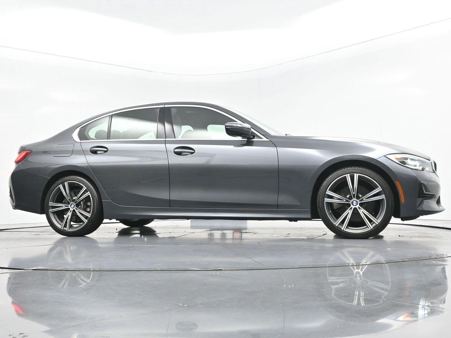 Used 2021 Mineral Gray Metallic BMW 330i xDrive image 43