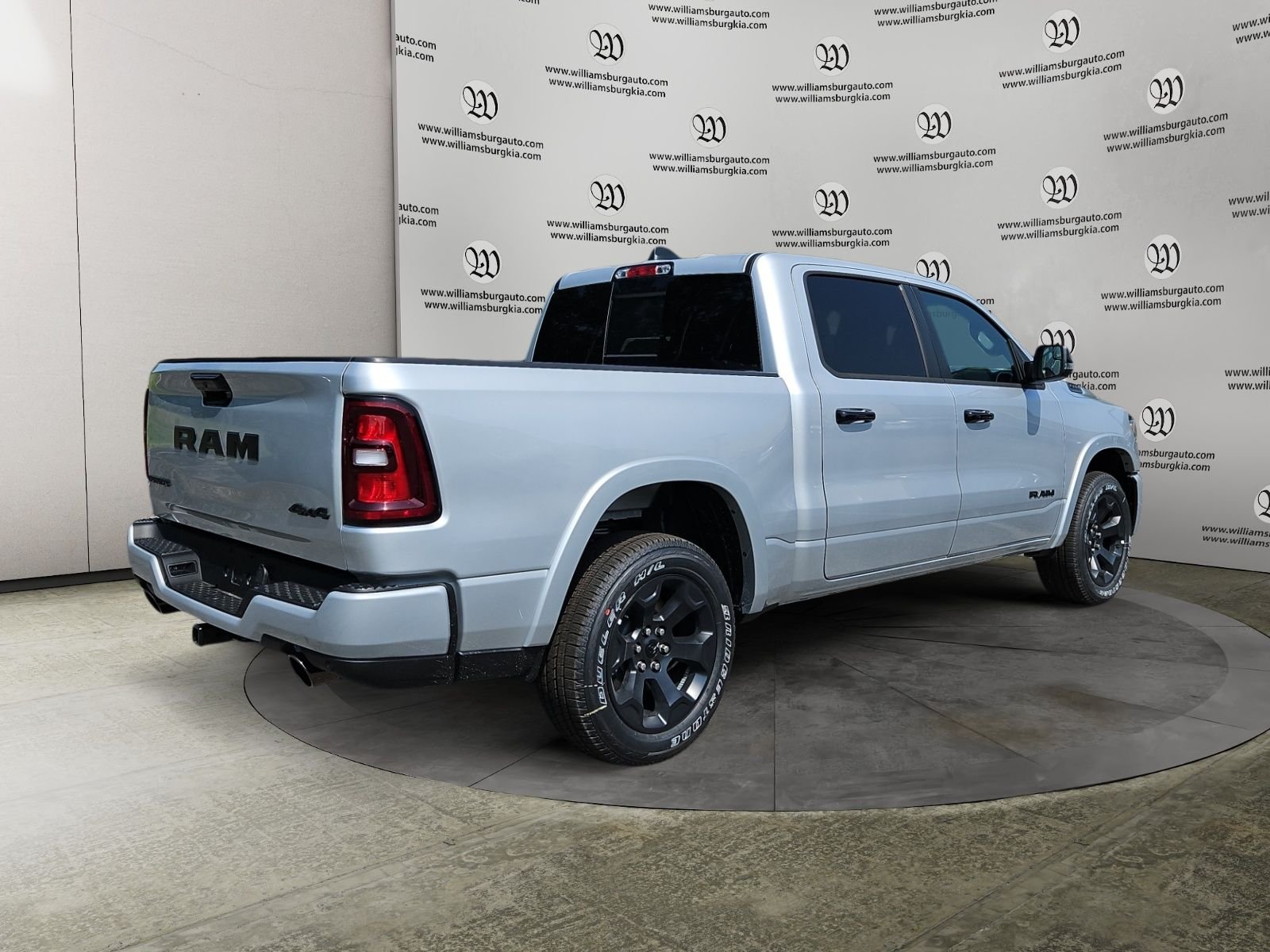 New 2026 Silver Zynith Exterior Paint RAM Big Horn/Lone Star image 5