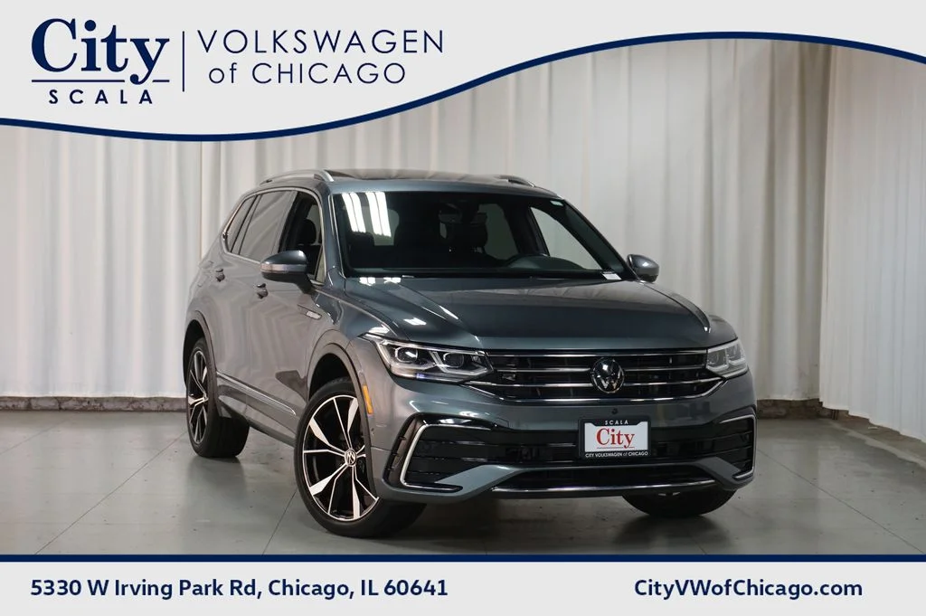 2023 Volkswagen Tiguan 2.0T SEL R-Line 4Motion's photo