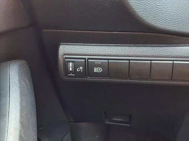 Certified Used 2025 Ice Cap Toyota LE image 46