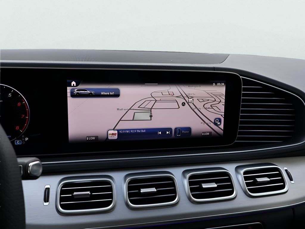 2025 Mercedes-Benz GLS Base - Photo 23