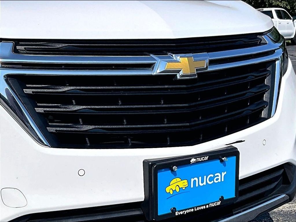 Used 2023 White Chevrolet LT image 32
