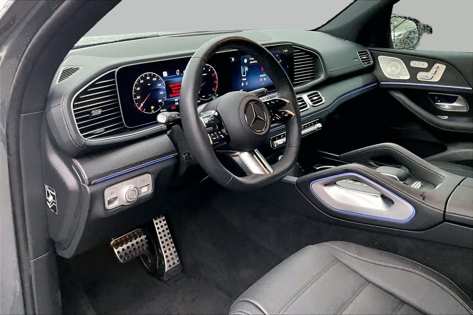 Used 2026 MANUFAKTUR Signature Silicon Grey Mercedes-Benz GLS 450 image 18