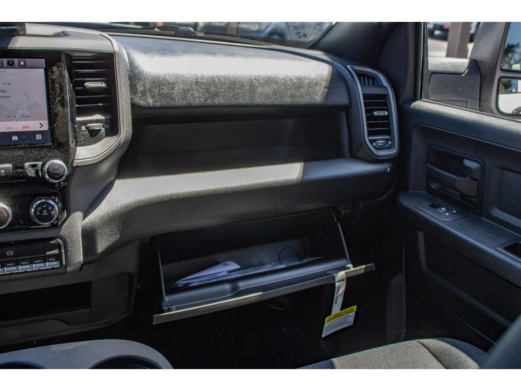 New 2026 Bright White Clearcoat Ram Tradesman image 49