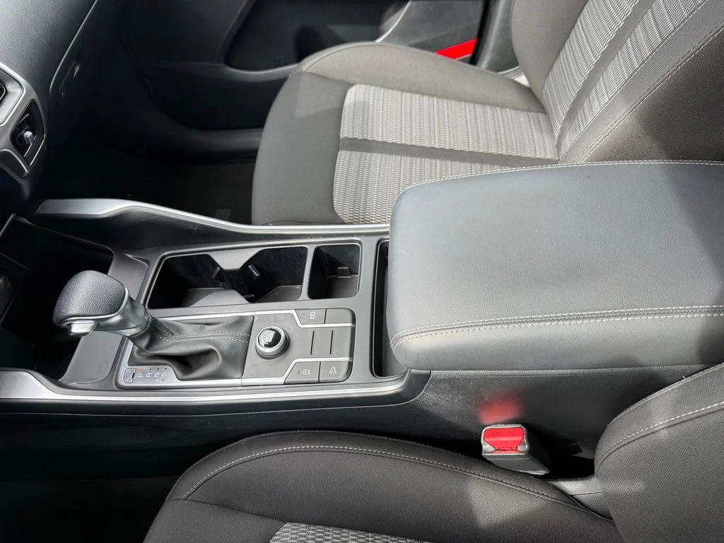 Used 2021 Black Kia LX image 17