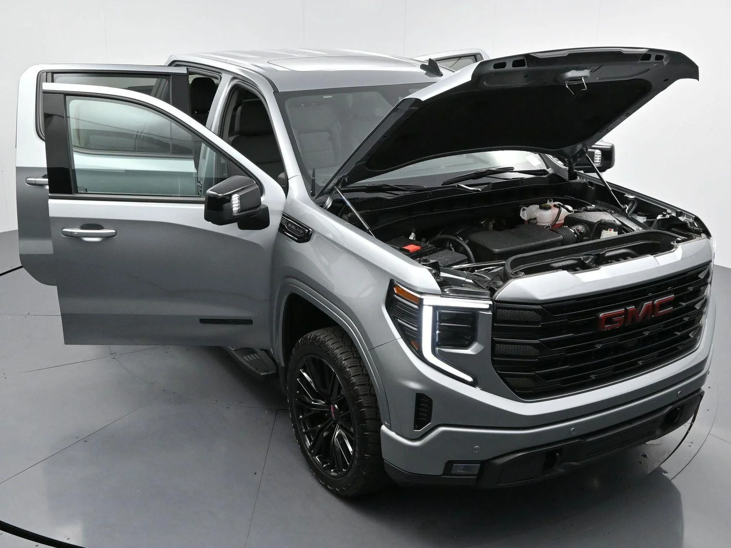 Used 2026 Sterling Metallic GMC Elevation image 42