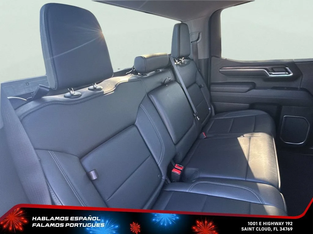 Certified Used 2024 Summit White GMC SLT image 29