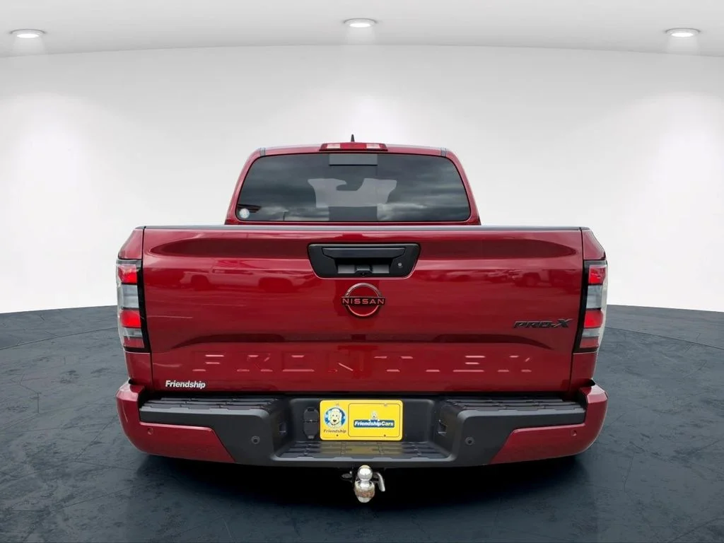Used 2024 Red Nissan PRO-X image 10